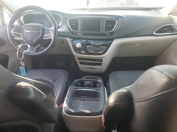 2C4RC1BG0LR284853 2020 CHRYSLER PACIFICA - Image 8