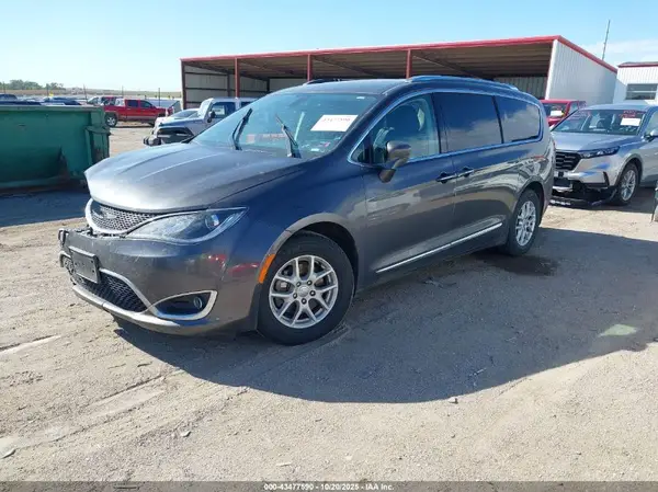 2C4RC1BG0LR285811 2020 CHRYSLER PACIFICA - Image 2