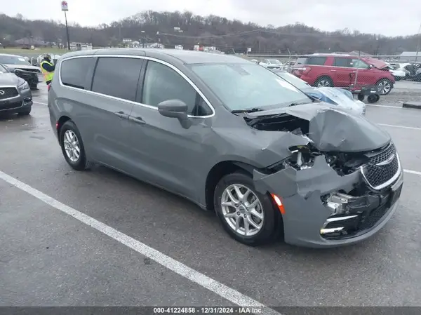 2C4RC1BG0NR133417 2022 CHRYSLER PACIFICA - Image 1