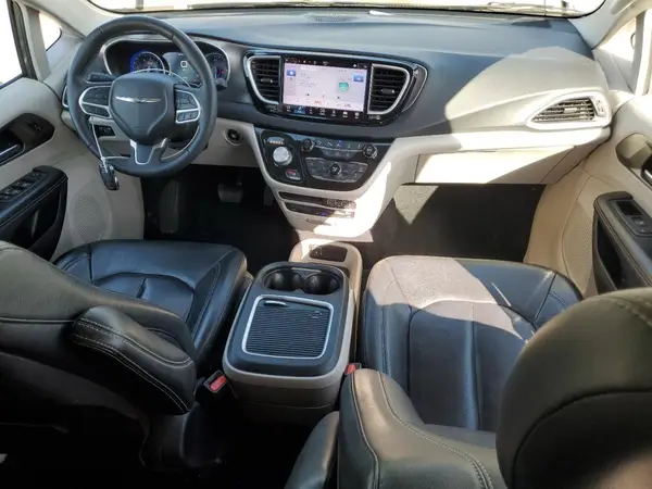2C4RC1BG0NR157555 2022 CHRYSLER PACIFICA - Image 8