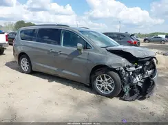 2C4RC1BG0NR188806 2022 CHRYSLER PACIFICA