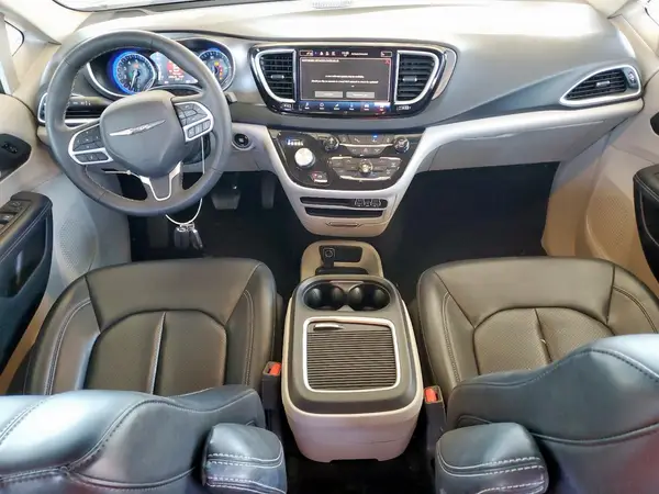 2C4RC1BG0PR529284 2023 CHRYSLER PACIFICA - Image 8