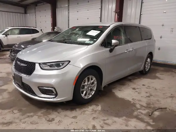 2C4RC1BG0PR534937 2023 CHRYSLER PACIFICA - Image 2