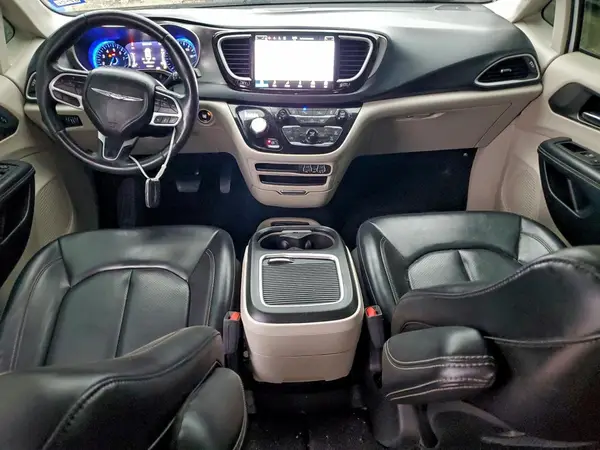 2C4RC1BG0PR553004 2023 CHRYSLER PACIFICA - Image 8