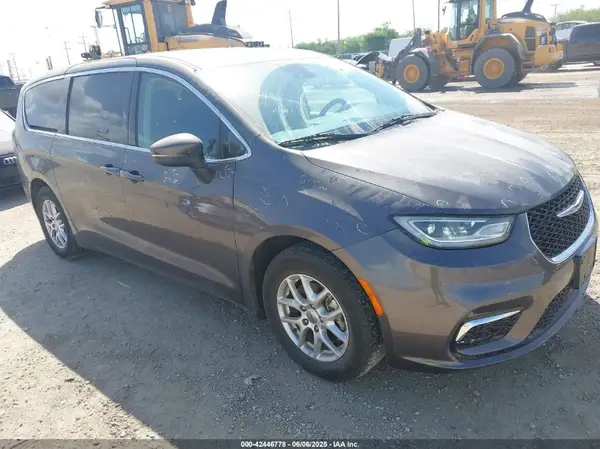 2C4RC1BG0PR553536 2023 CHRYSLER PACIFICA - Image 1
