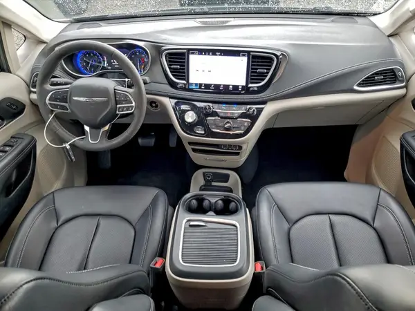 2C4RC1BG0PR565167 2023 CHRYSLER PACIFICA - Image 8