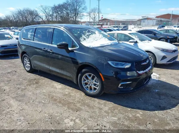 2C4RC1BG0PR596354 2023 CHRYSLER PACIFICA - Image 1