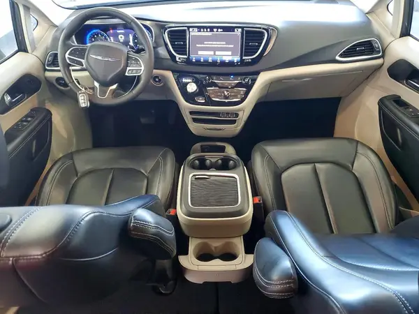 2C4RC1BG0PR601245 2023 CHRYSLER PACIFICA - Image 8