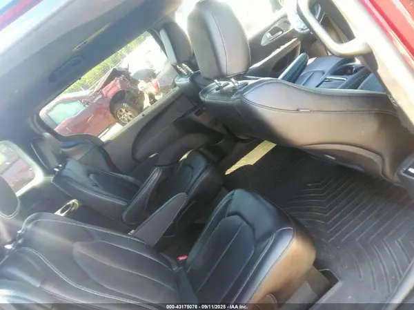 2C4RC1BG0PR603285 2023 CHRYSLER PACIFICA - Image 8