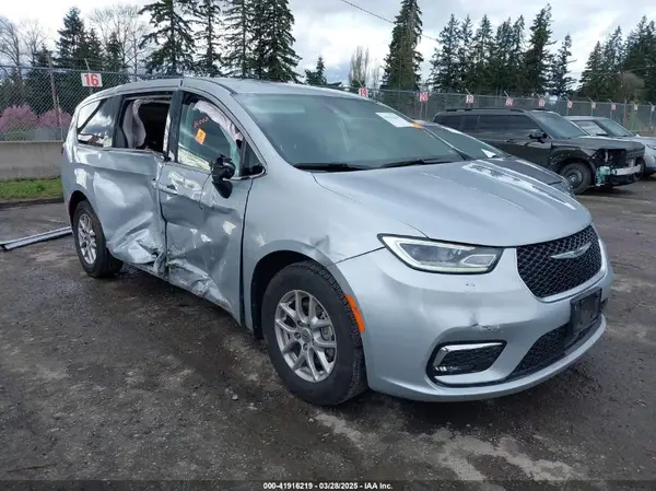 2C4RC1BG0PR607241 2023 CHRYSLER PACIFICA - Image 1