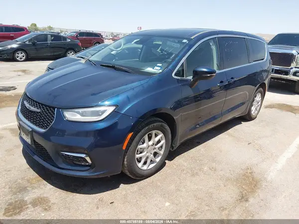2C4RC1BG0PR627568 2023 CHRYSLER PACIFICA - Image 2