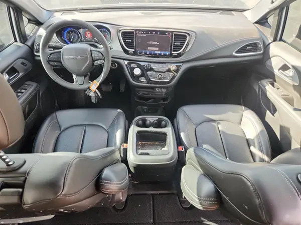 2C4RC1BG0PR628834 2023 CHRYSLER PACIFICA - Image 8