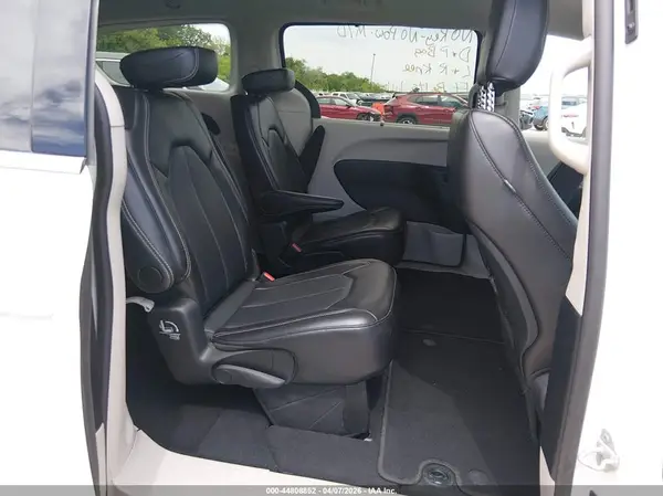 2C4RC1BG0RR125405 2024 CHRYSLER PACIFICA - Image 8