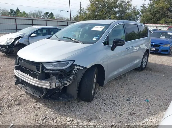 2C4RC1BG0RR125520 2024 CHRYSLER PACIFICA - Image 2