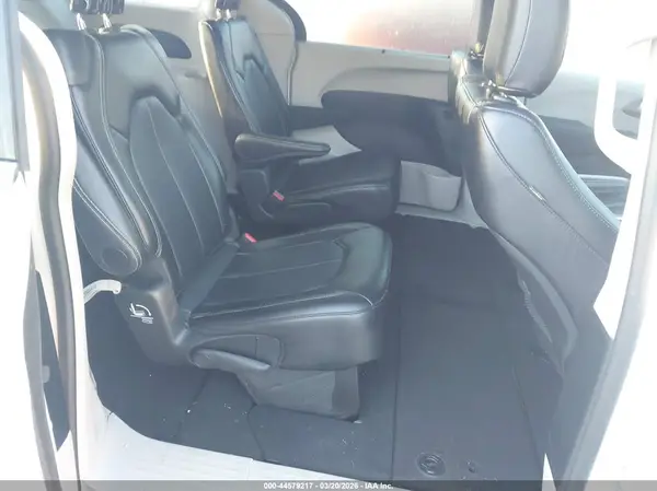 2C4RC1BG0RR125968 2024 CHRYSLER PACIFICA - Image 8