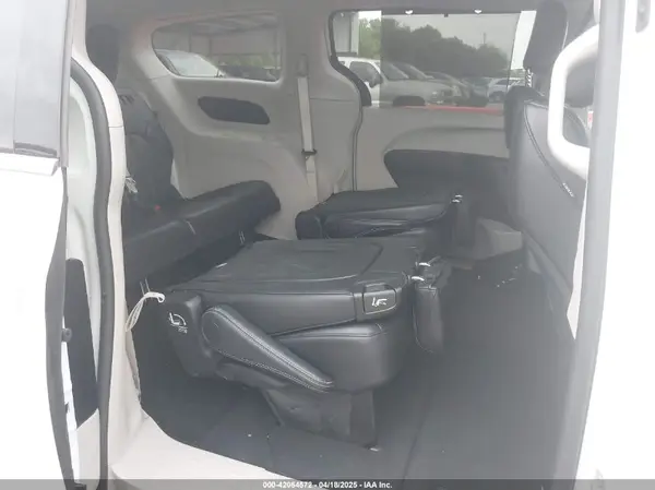 2C4RC1BG0RR129941 2024 CHRYSLER PACIFICA - Image 8