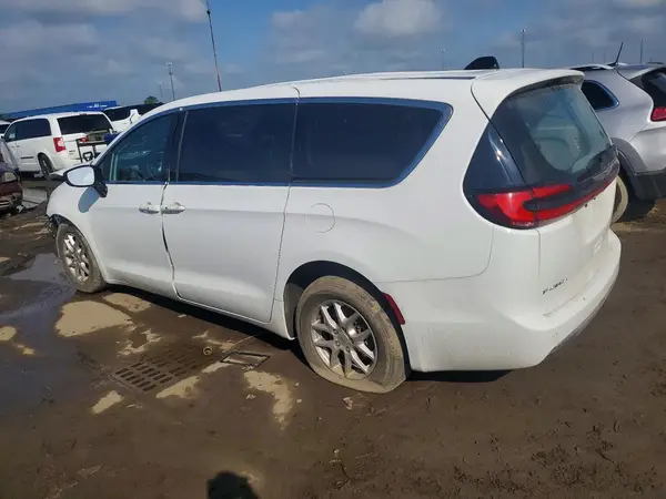 2C4RC1BG0RR145525 2024 CHRYSLER PACIFICA - Image 2