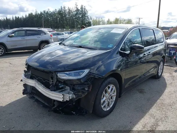 2C4RC1BG0RR149526 2024 CHRYSLER PACIFICA - Image 2