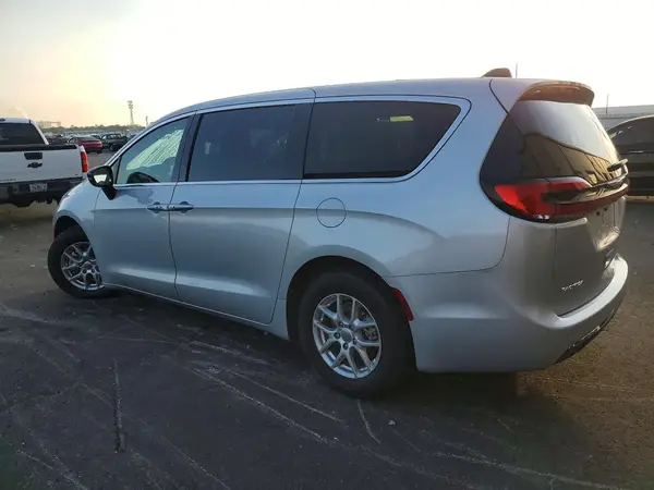 2C4RC1BG0RR162650 2024 CHRYSLER PACIFICA - Image 2