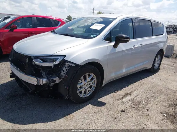 2C4RC1BG0RR172787 2024 CHRYSLER PACIFICA - Image 2
