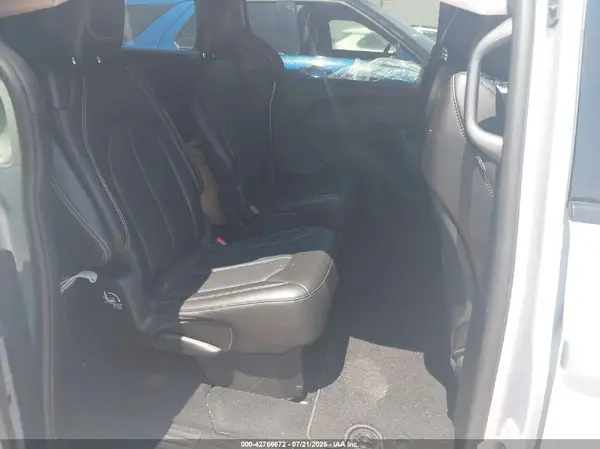 2C4RC1BG0RR173891 2024 CHRYSLER PACIFICA - Image 8