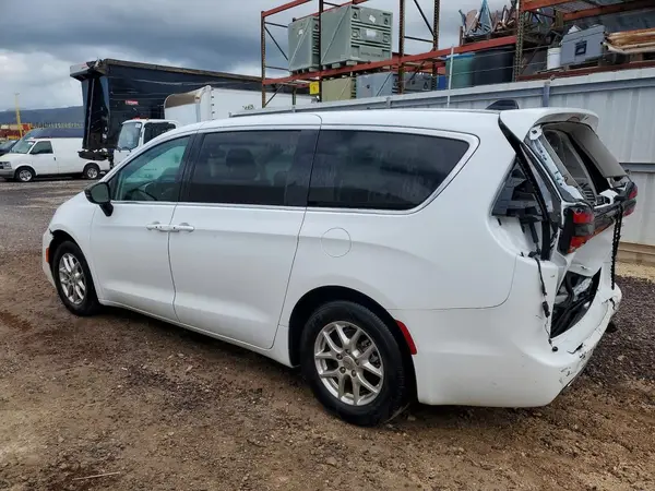 2C4RC1BG0RR176354 2024 CHRYSLER PACIFICA - Image 2