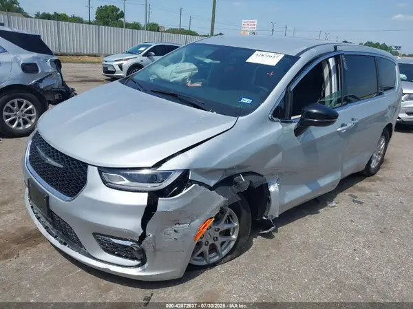2C4RC1BG0RR177195 2024 CHRYSLER PACIFICA - Image 2