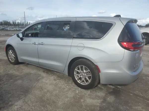 2C4RC1BG0RR180601 2024 CHRYSLER PACIFICA - Image 2
