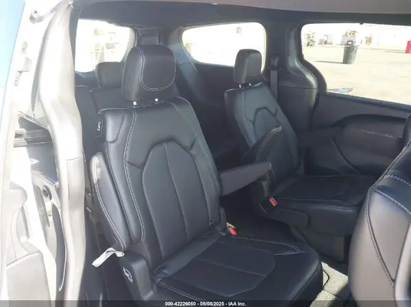 2C4RC1BG0RR202712 2024 CHRYSLER PACIFICA - Image 8
