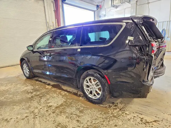 2C4RC1BG0SR518875 2025 CHRYSLER PACIFICA - Image 2