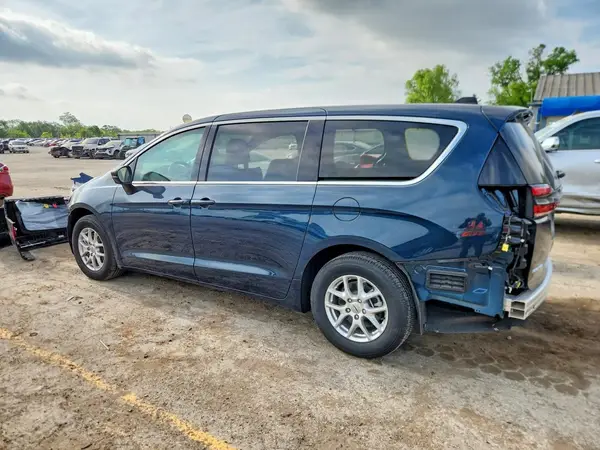 2C4RC1BG0SR527317 2025 CHRYSLER PACIFICA - Image 2