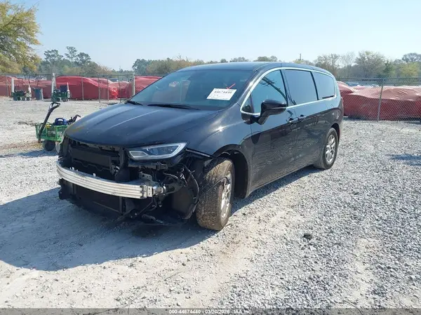 2C4RC1BG0SR531755 2025 CHRYSLER PACIFICA - Image 2