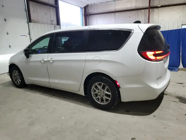 2C4RC1BG0SR532047 2025 CHRYSLER PACIFICA - Image 2