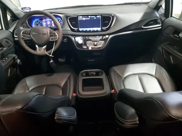 2C4RC1BG0SR532047 2025 CHRYSLER PACIFICA - Image 8