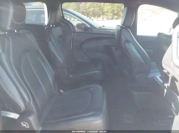 2C4RC1BG0SR552704 2025 CHRYSLER PACIFICA - Image 8