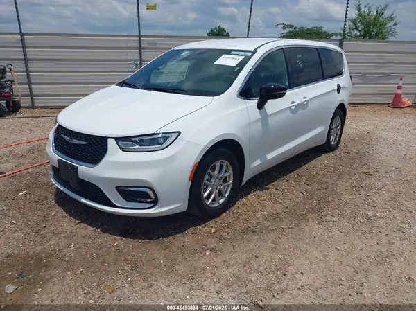 2C4RC1BG0SR574864 2025 CHRYSLER PACIFICA - Image 2