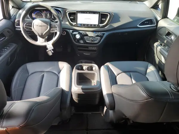 2C4RC1BG0SR575206 2025 CHRYSLER PACIFICA - Image 8