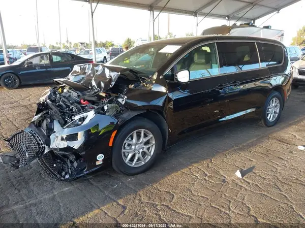 2C4RC1BG0SR587419 2025 CHRYSLER PACIFICA - Image 2