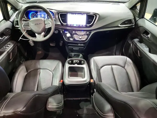 2C4RC1BG0SR599585 2025 CHRYSLER PACIFICA - Image 8