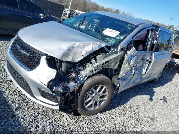 2C4RC1BG0TR191766 2026 CHRYSLER PACIFICA - Image 2