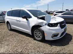2C4RC1BG0TR254655 2026 CHRYSLER PACIFICA