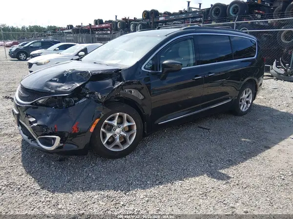 2C4RC1BG1HR503634 2017 CHRYSLER PACIFICA - Image 2