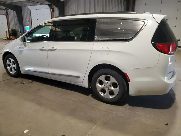 2C4RC1BG1HR507487 2017 CHRYSLER PACIFICA - Image 2