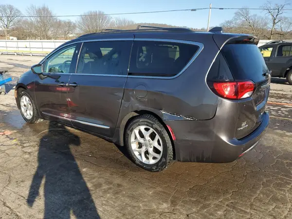 2C4RC1BG1HR508400 2017 CHRYSLER PACIFICA - Image 2