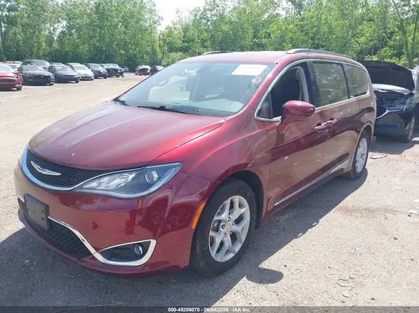 2C4RC1BG1HR509630 2017 CHRYSLER PACIFICA - Image 2
