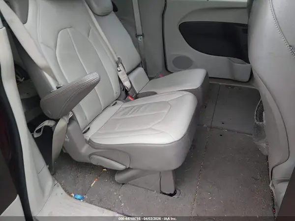 2C4RC1BG1HR510728 2017 CHRYSLER PACIFICA - Image 8