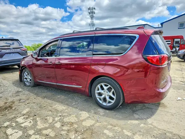 2C4RC1BG1HR510857 2017 CHRYSLER PACIFICA - Image 2