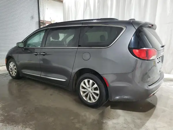 2C4RC1BG1HR515797 2017 CHRYSLER PACIFICA - Image 2