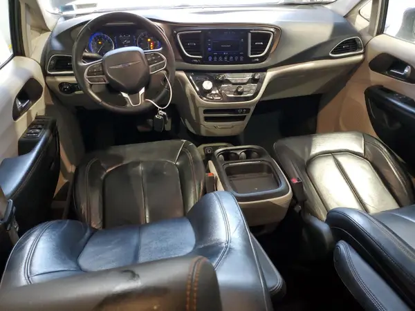 2C4RC1BG1HR515797 2017 CHRYSLER PACIFICA - Image 8