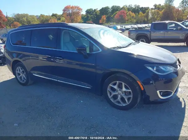 2C4RC1BG1HR516254 2017 CHRYSLER PACIFICA - Image 1